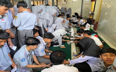 Sosialisasi dan pengecekan kesehatan siswa